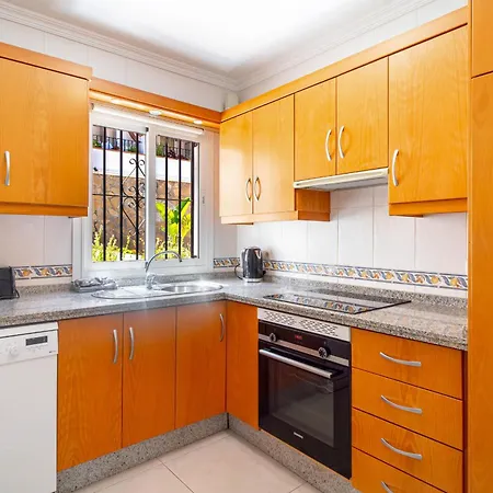Aljamar 6 Burriana Casasol * Nerja
